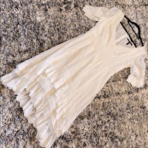 BCBG Maxazria White Lace Dress Size 12